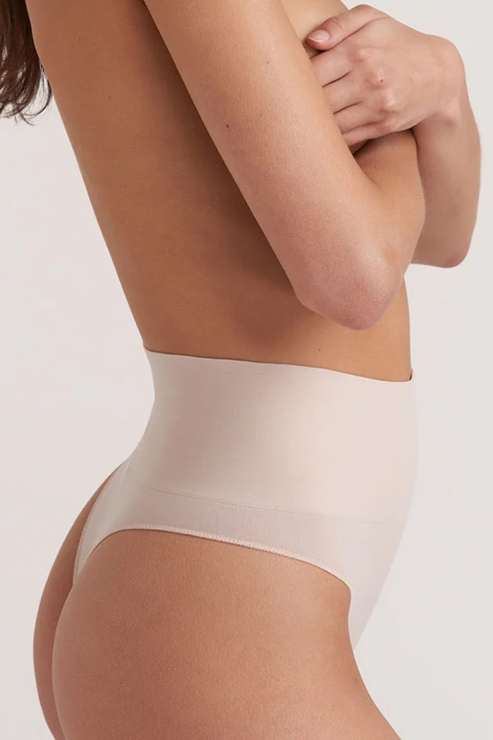 Стринги бесшовные корректирующие Gatta String Correct Sensual Skin