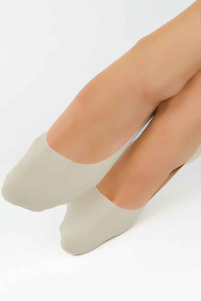 Сліди жіночі безшовні NOVITI SN028 LOW LASER FEET