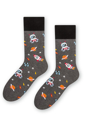 Шкарпетки чоловічі з принтом Космос STEVEN 084_013