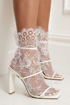 Носки кружевные высокие Aura.Via NW1804 | InSecret.ua