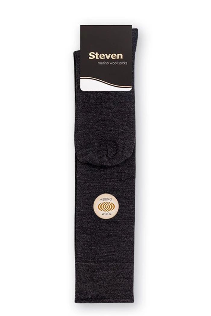 Высокие носки мужские из шерсти мериноса STEVEN 008 Merino Wool