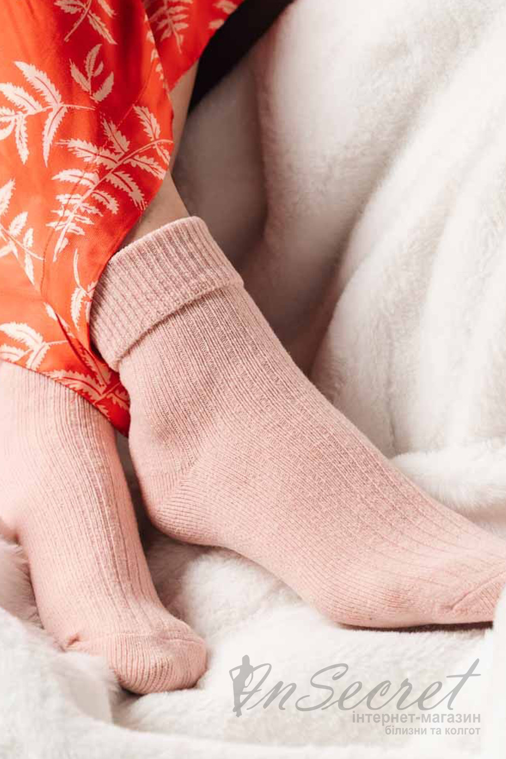 Шкарпетки жіночі теплі в рубчик з вовни STEVEN 093 Wool